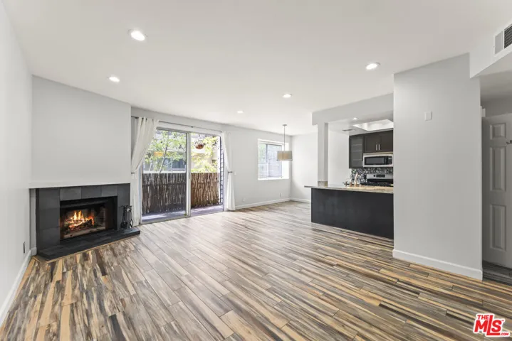 8500 Falmouth Avenue Unit 2104, Los Angeles, California 90293