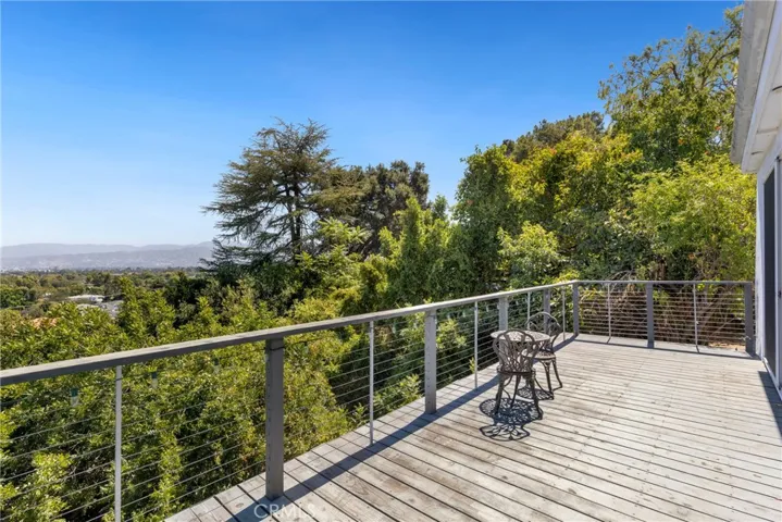 11661 Picturesque Dr, Studio City, California 91604