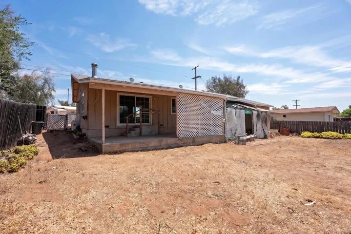 115 Beech, El Cajon, California 92021