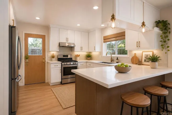 115 Beech, El Cajon, California 92021