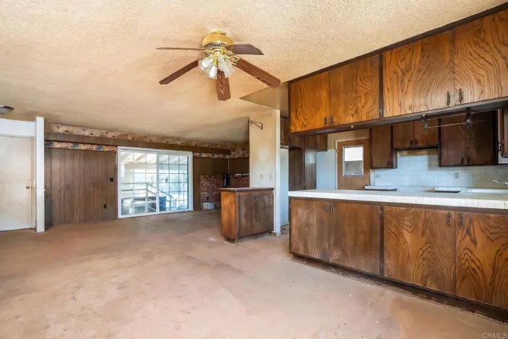 115 Beech, El Cajon, California 92021