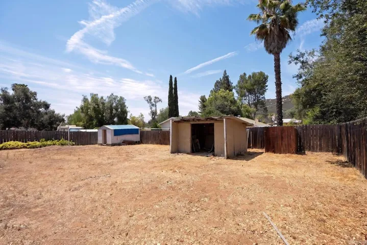 115 Beech, El Cajon, California 92021