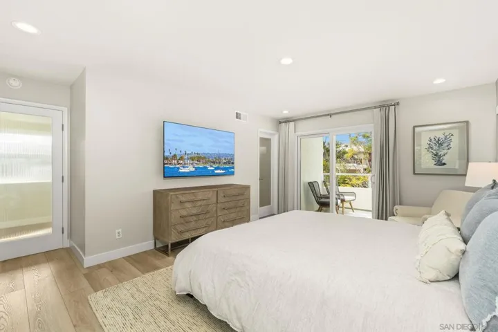 438 La Mesa Ave, Encinitas, California 92024