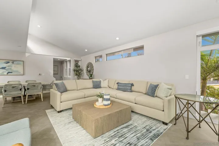 438 La Mesa Ave, Encinitas, California 92024