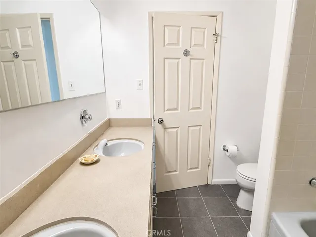 10527 Colebrook Street, Shadow Hills, California 91040