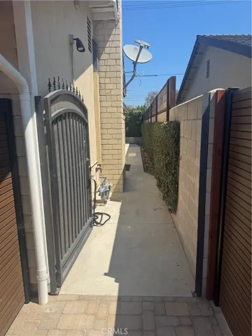 820 Saint Clair 1, Costa Mesa, California 92626