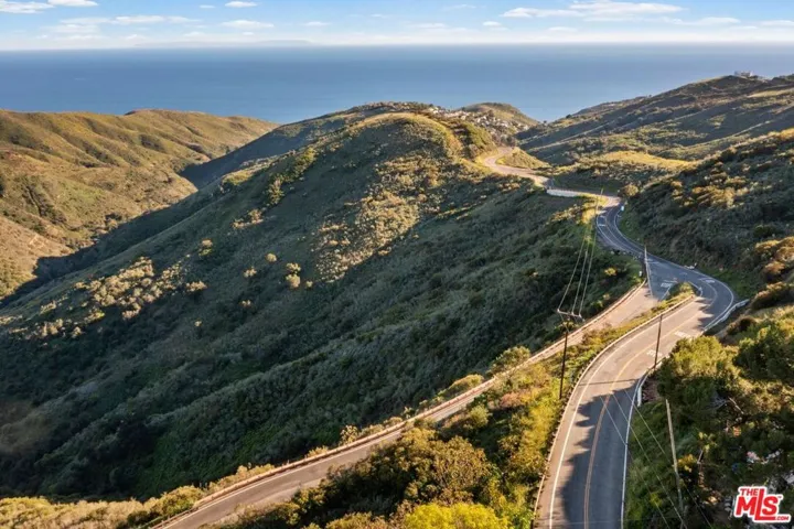 26207 Ingleside Way, Malibu, California 90265