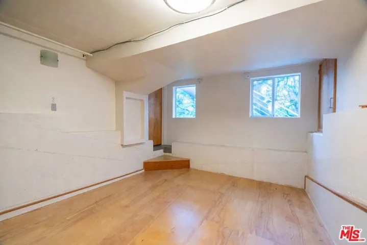 26207 Ingleside Way, Malibu, California 90265