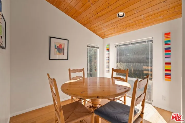 26207 Ingleside Way, Malibu, California 90265