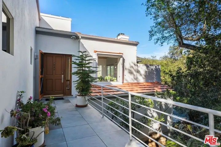 26207 Ingleside Way, Malibu, California 90265