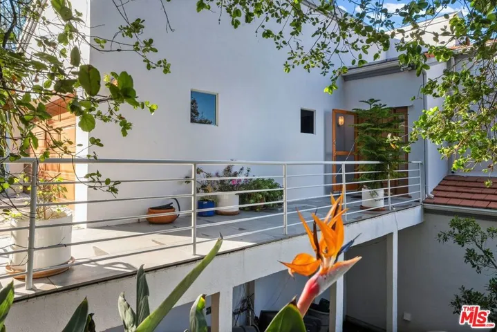 26207 Ingleside Way, Malibu, California 90265
