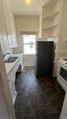 910 9th Street, Coronado, California 92118