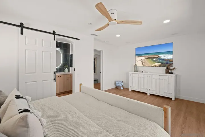 2483 Oxford Ave, Cardiff By The Sea, California 92007