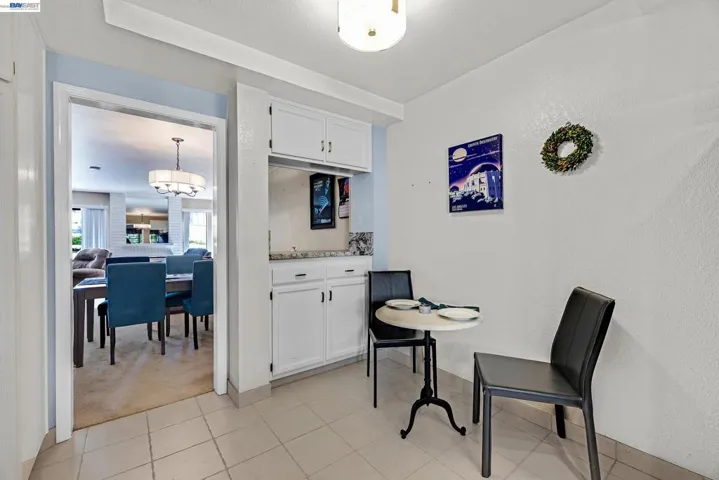 13725 Seagate Dr, San Leandro, California 94577-6429