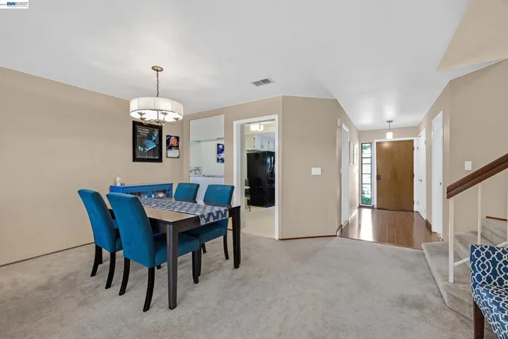 13725 Seagate Dr, San Leandro, California 94577-6429