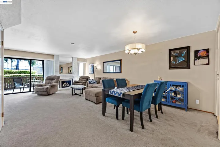 13725 Seagate Dr, San Leandro, California 94577-6429