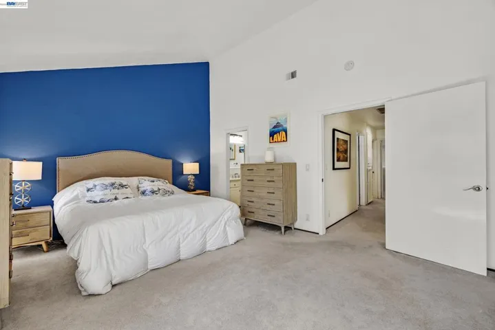 13725 Seagate Dr, San Leandro, California 94577-6429