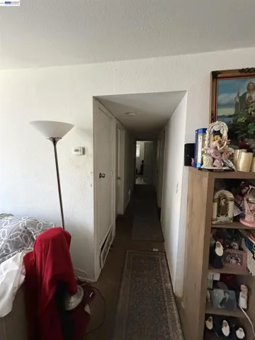 5917 Clover Manor Way, Sacramento, California 95824