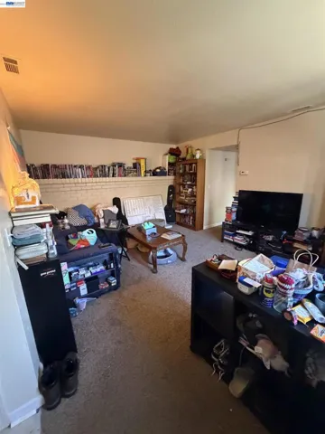 5917 Clover Manor Way, Sacramento, California 95824