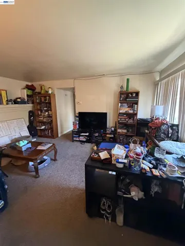 5917 Clover Manor Way, Sacramento, California 95824