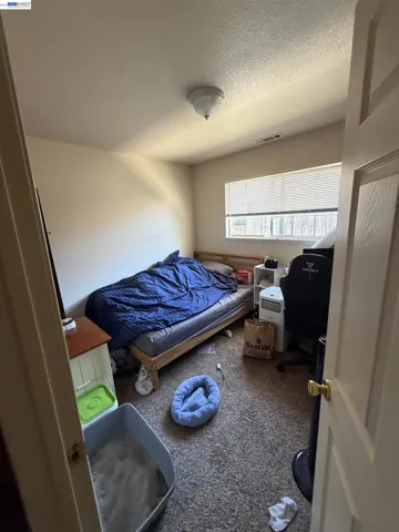 5917 Clover Manor Way, Sacramento, California 95824