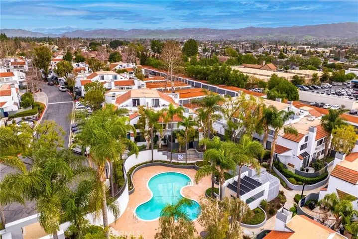 1175 Tivoli 73, Simi Valley, California 93065