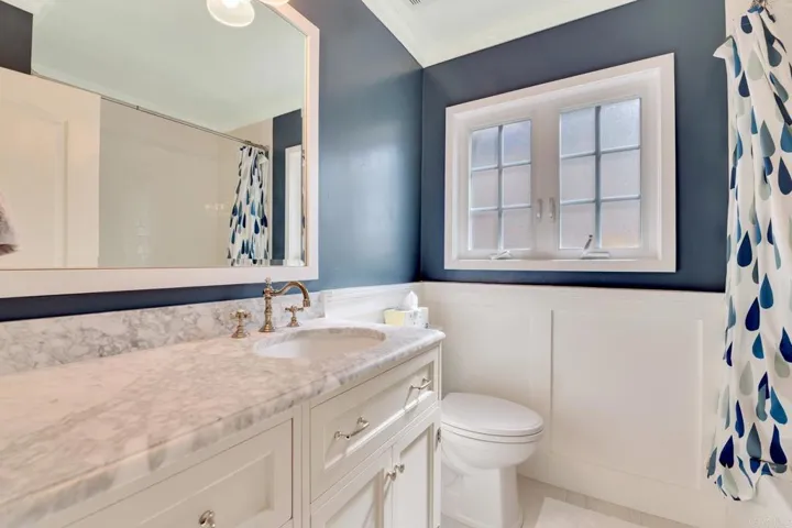 972 Skylark Drive, La Jolla, California 92037