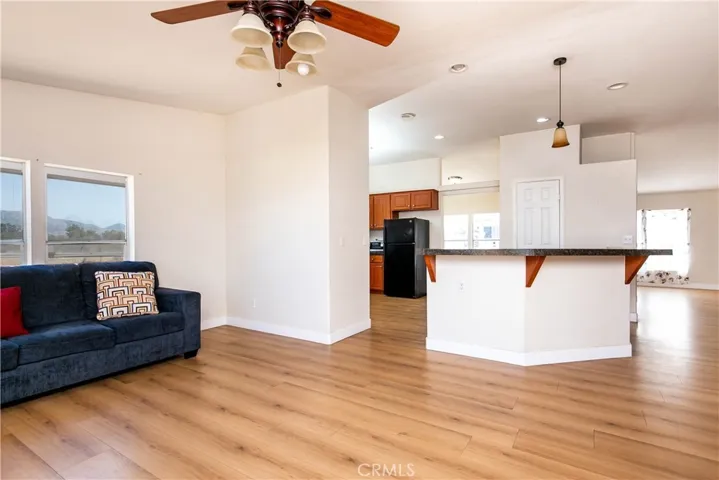 35950 116th E, Littlerock, California 93543