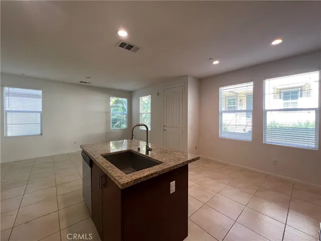 905 N Purple Sage Drive F, Azusa, California 91702