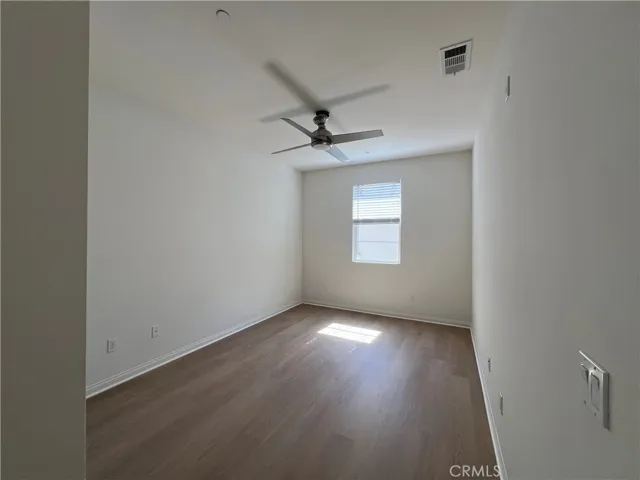 905 N Purple Sage Drive F, Azusa, California 91702