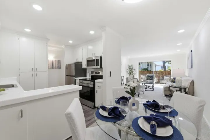 1720 Halford Avenue 226, Santa Clara, California 95051