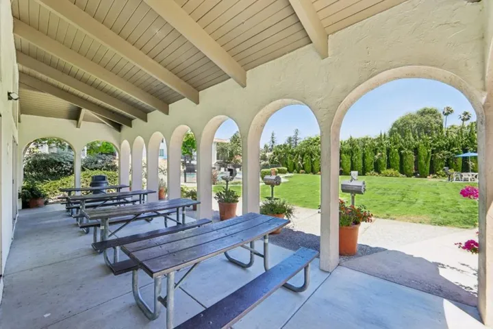 1720 Halford Avenue 226, Santa Clara, California 95051