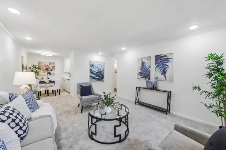 1720 Halford Avenue 226, Santa Clara, California 95051