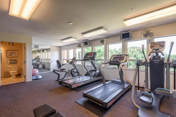 1700 De Anza Boulevard 109c, San Mateo, California 94403