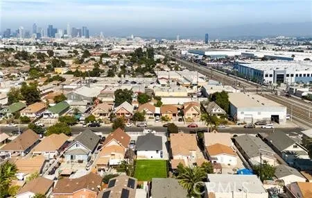 1646 E 41st, Los Angeles, California 90011