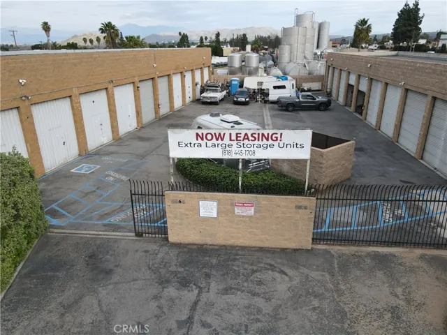 5864 Jasmine Street, Riverside, California 92504