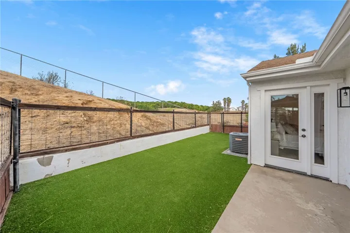 40752 Los Amantes Road, Temecula, California 92592