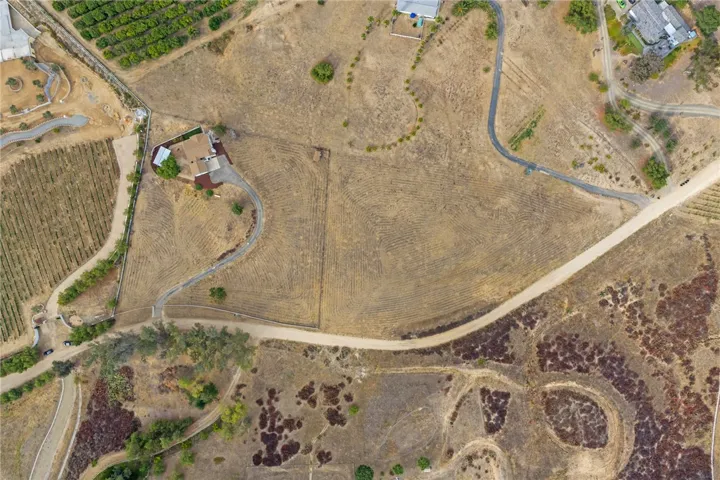 40752 Los Amantes Road, Temecula, California 92592