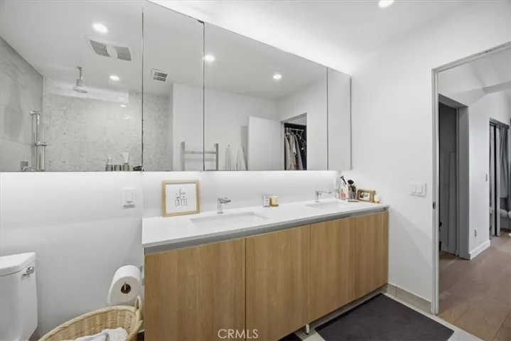 1915 Rockefeller Lane E, Redondo Beach, California 90278