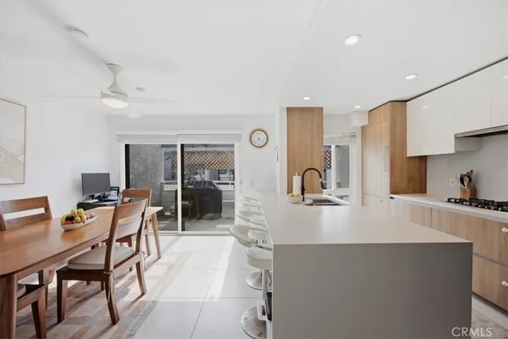 1915 Rockefeller Lane E, Redondo Beach, California 90278