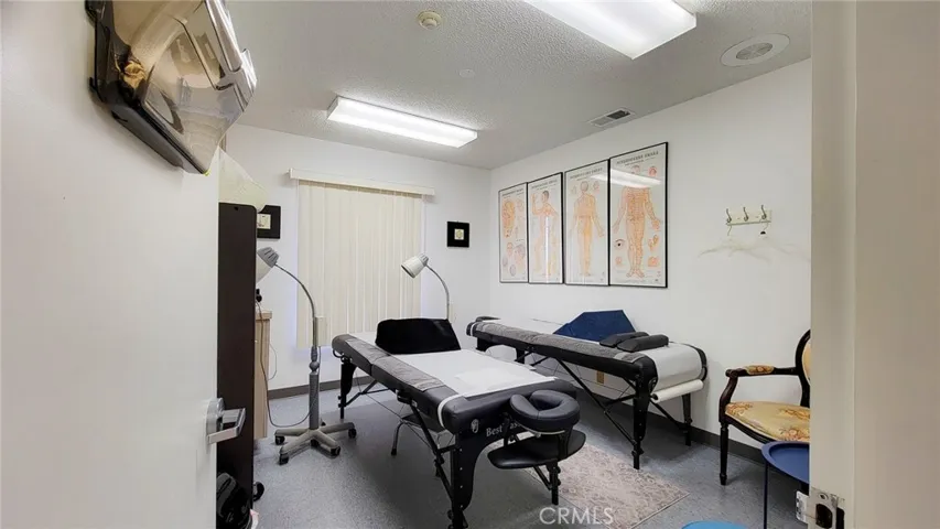 18145 Us Highway 18 G, Apple Valley, California 92307