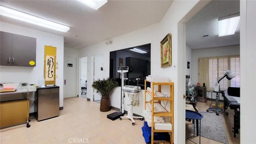18145 Us Highway 18 G, Apple Valley, California 92307