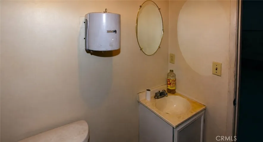 35633 Hwy 66, Daggett, California 92327