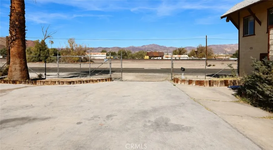 35633 Hwy 66, Daggett, California 92327