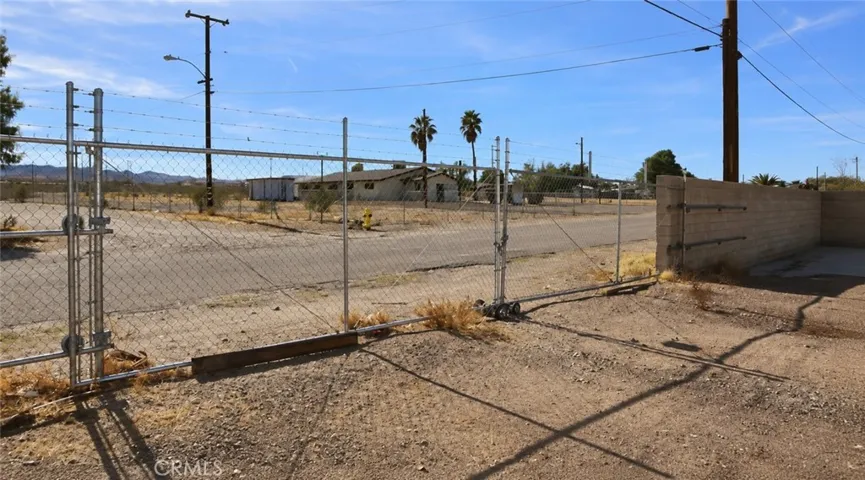 35633 Hwy 66, Daggett, California 92327