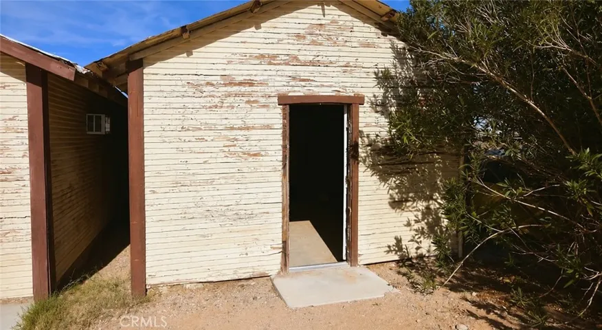 35633 Hwy 66, Daggett, California 92327