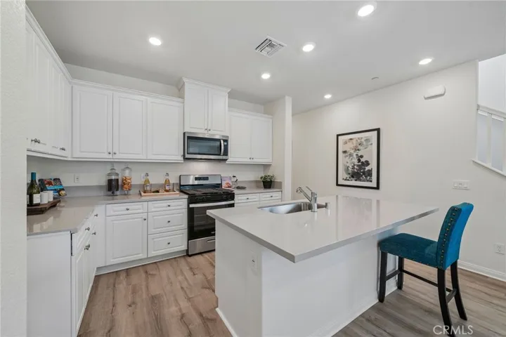 4273 S Hermosa Paseo, Ontario, California 91761