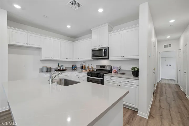 4273 S Hermosa Paseo, Ontario, California 91761