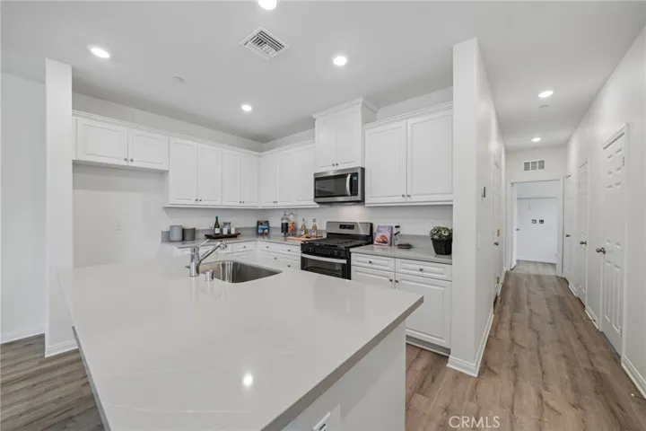 4273 S Hermosa Paseo, Ontario, California 91761