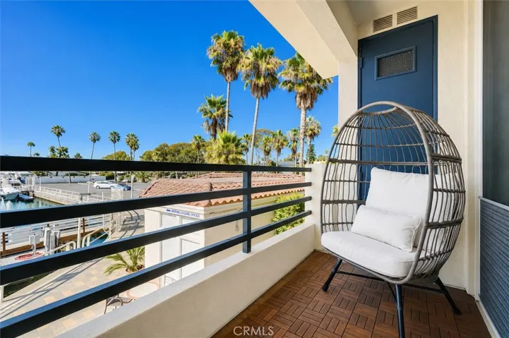 Balcony #2 offering Marina Water Views